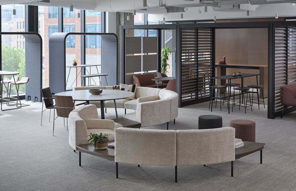 Collaborative lounge seating at the Allsteel Fulton Market Experience Center in Chicago, IL